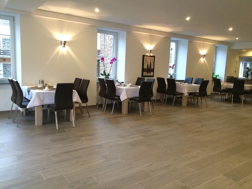 טריס-קארדן Hotel Garni Reis מראה חיצוני תמונה