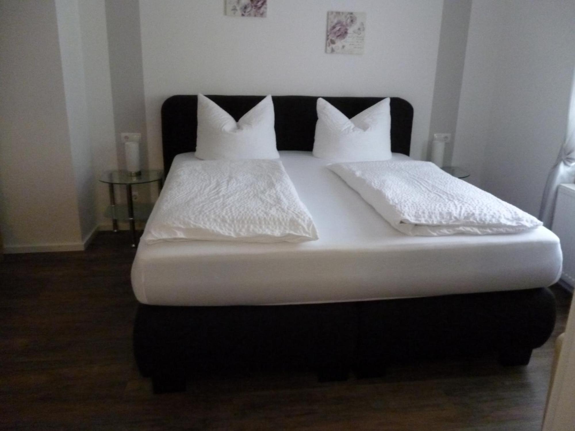 טריס-קארדן Hotel Garni Reis מראה חיצוני תמונה