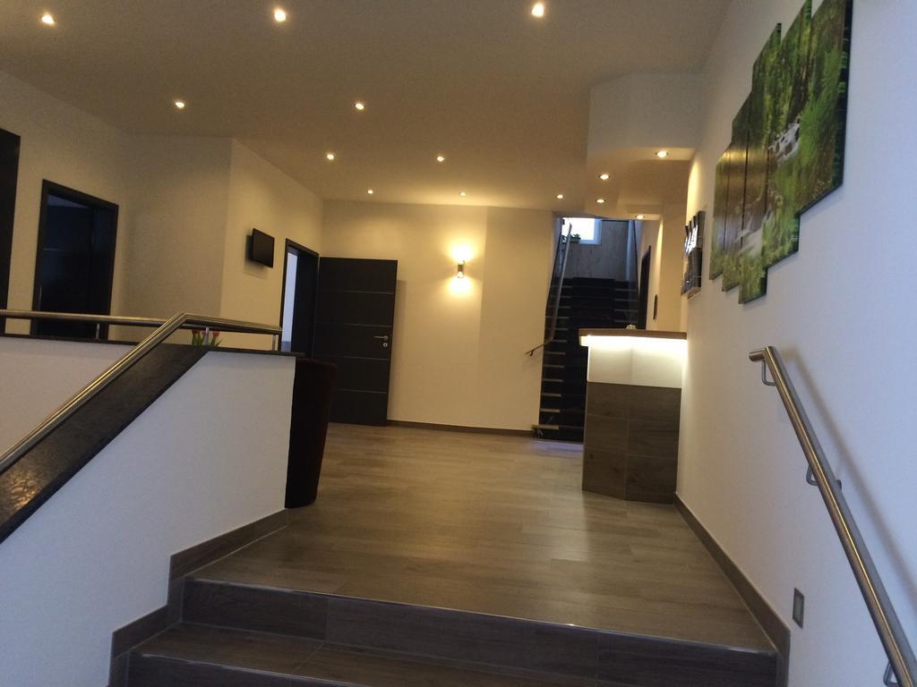 טריס-קארדן Hotel Garni Reis מראה חיצוני תמונה